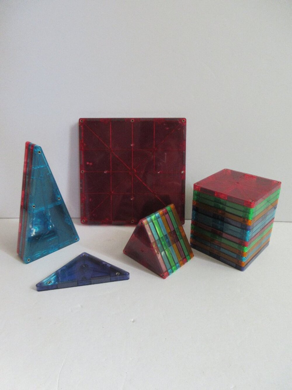 Magna-Tiles Magnetic STEM Toy Building Lot Of 28 Variety Sizes, Shapes & Colors